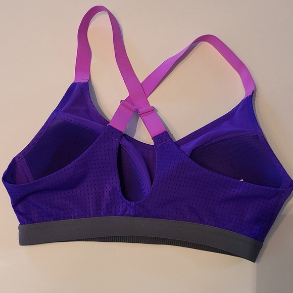 VSX Sport-- Victoria's Secret (32C) Purple & Pink Molded Cup, X Strap Sports Bra - Picture 7 of 12